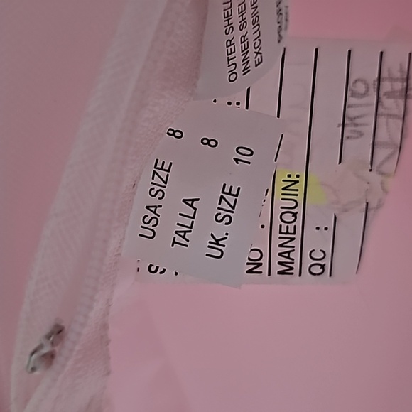 Beautiful Pink Grad Dress with sweetheart neckline & sparkle embellishments. - Picture 14 of 14